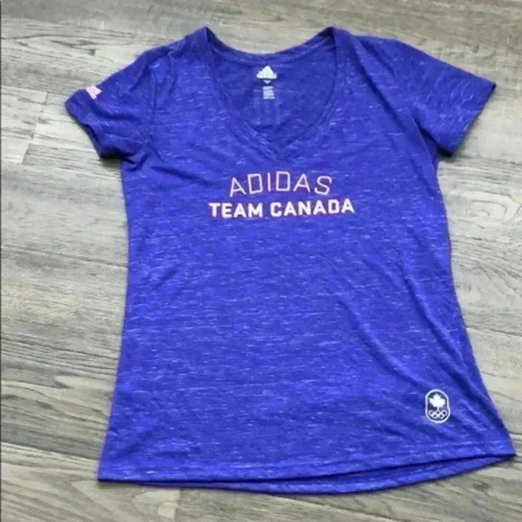🌼4/$30🌼ADIDAS  | Team Canada Purple T-shirt - Picture 1 of 8